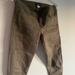 BDG Cargo pants